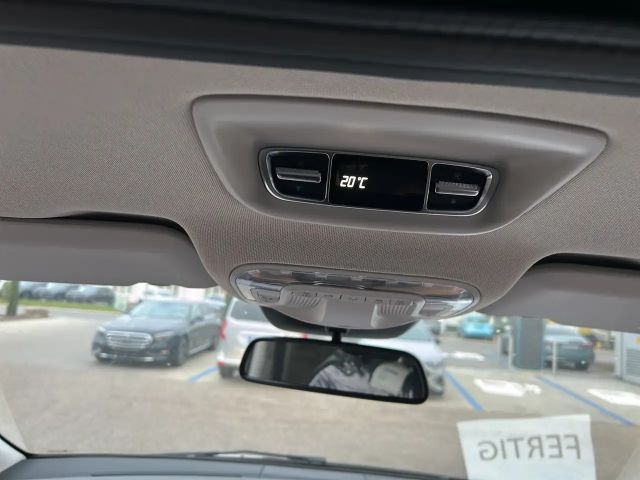 Mercedes-Benz V 220 V 220 d