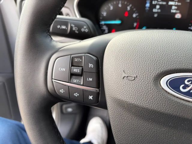 Ford Focus Titanium Wagon