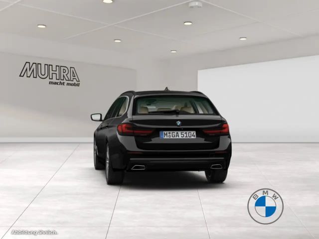 BMW 520 520d Luxury Line Touring xDrive