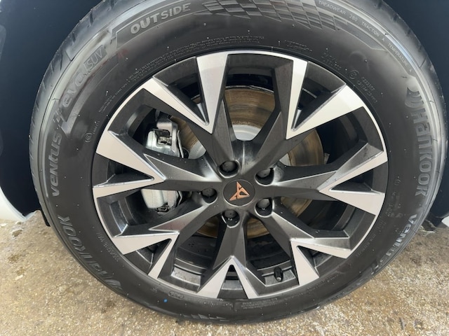 Cupra Terramar 1.5 e-Hybrid