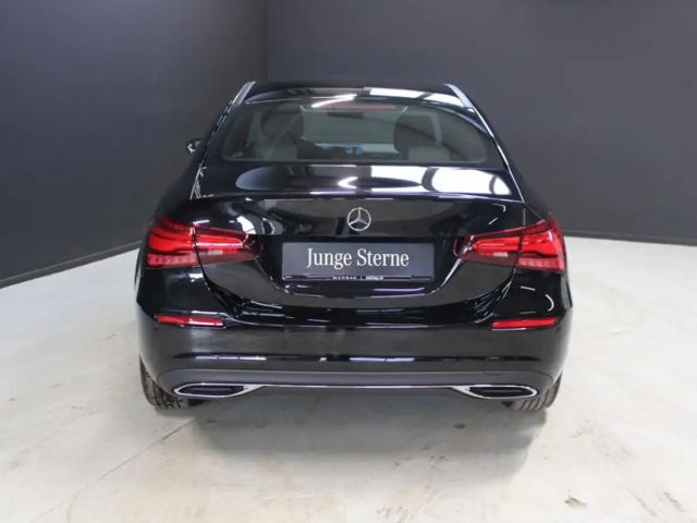 Mercedes-Benz A 180 Progressive