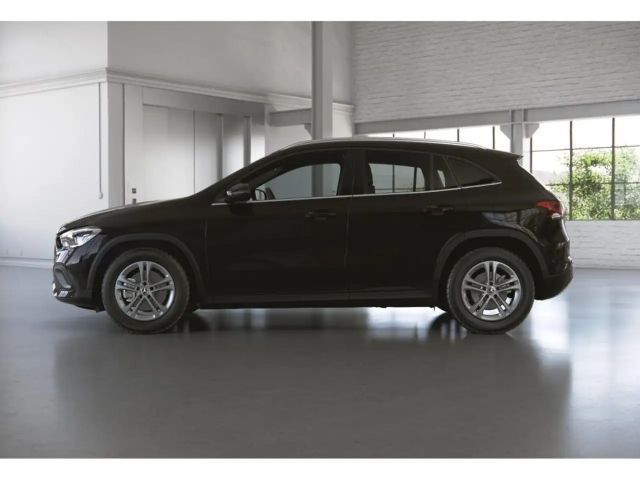 Mercedes-Benz GLA 180 GLA 180 d Style