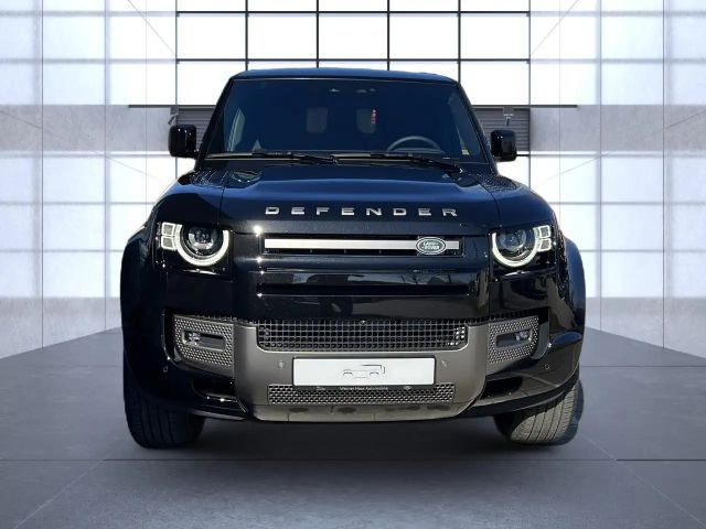 Land Rover Defender 110 D250 Dynamic SE
