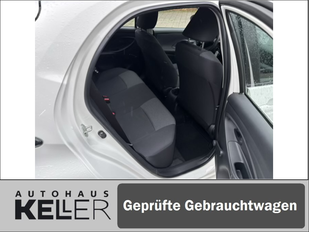 Toyota Yaris 5-deurs Basis