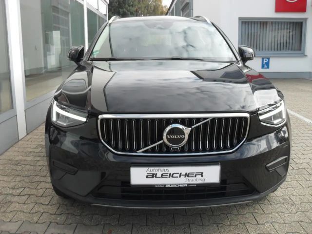 Volvo XC40 T4