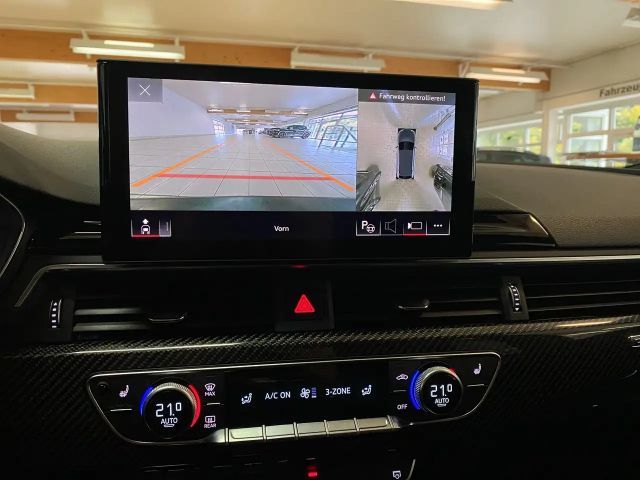 Audi RS4 Avant Quattro