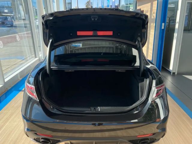 Alfa Romeo Giulia Q4 Veloce