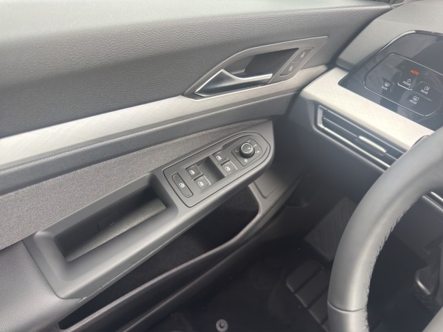 Volkswagen Golf 1.5 eTSI DSG Golf VIII