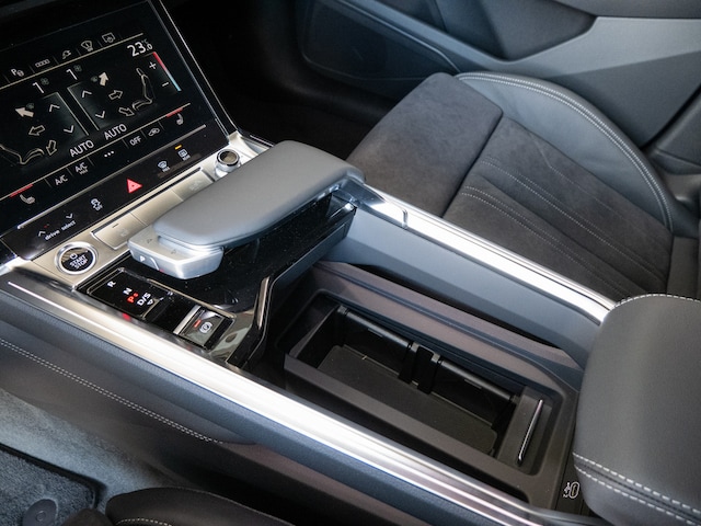 Audi Q8 e-tron 50 Quattro S-Line