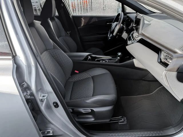 Toyota C-HR Hybride Team D