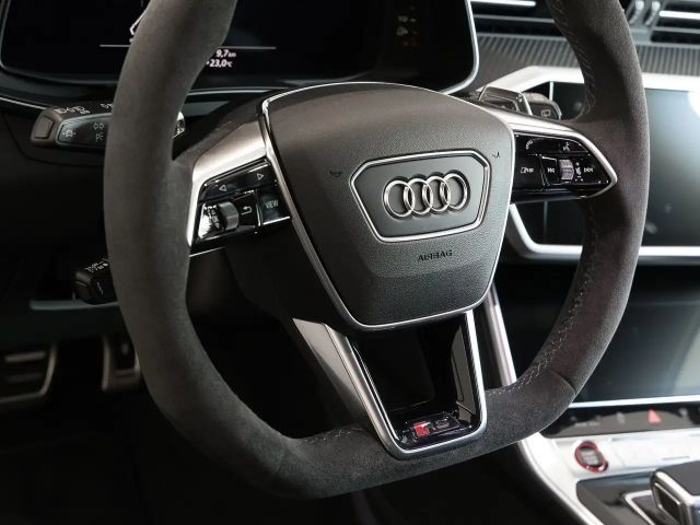 Audi RS6 Avant Performance Quattro