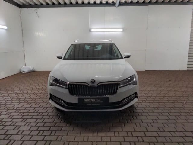 Skoda Superb 2.0 TDI Combi Style Style