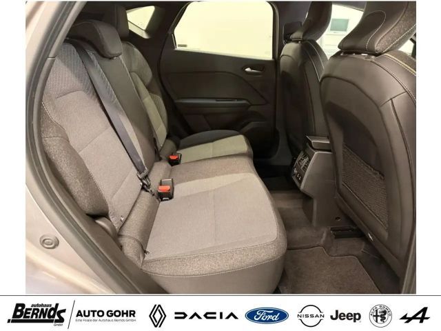 Renault Captur EDC Hybrid Techno