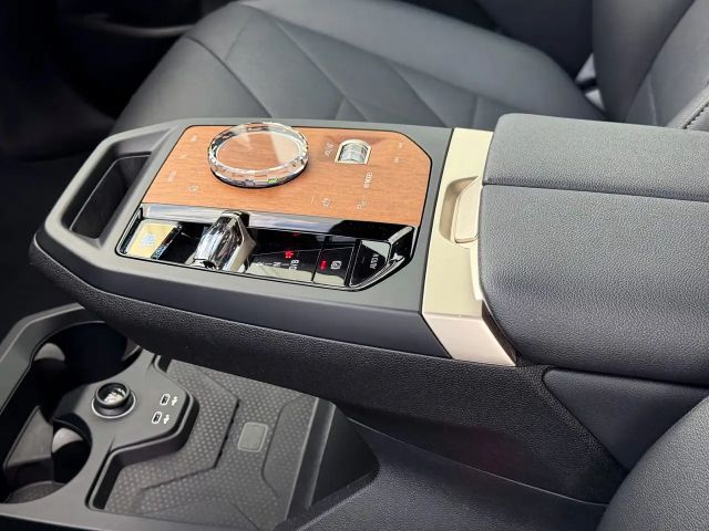 BMW iX xDrive40