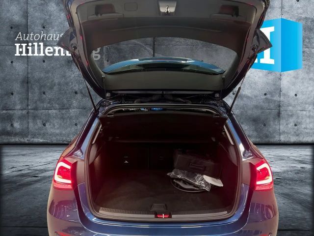 Mercedes-Benz A 250 A 250 e