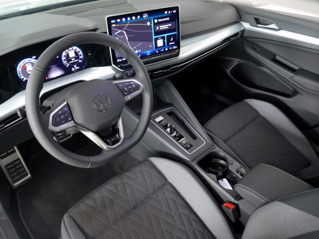 Volkswagen Golf 1.5 eTSI DSG Golf VIII