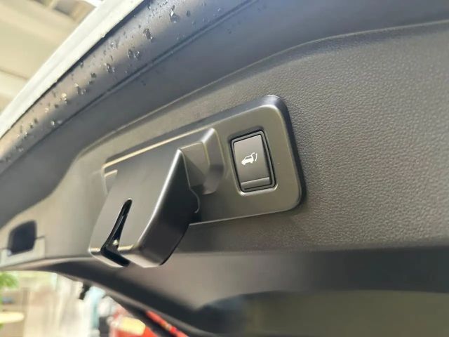 Renault Espace E-Tech Hybrid Iconic