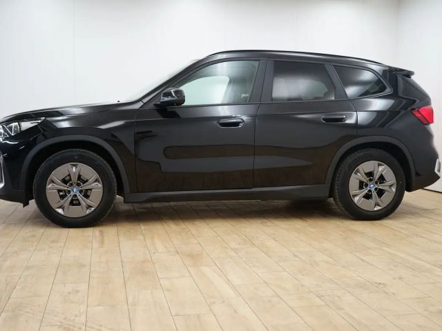 BMW iX1 xDrive30