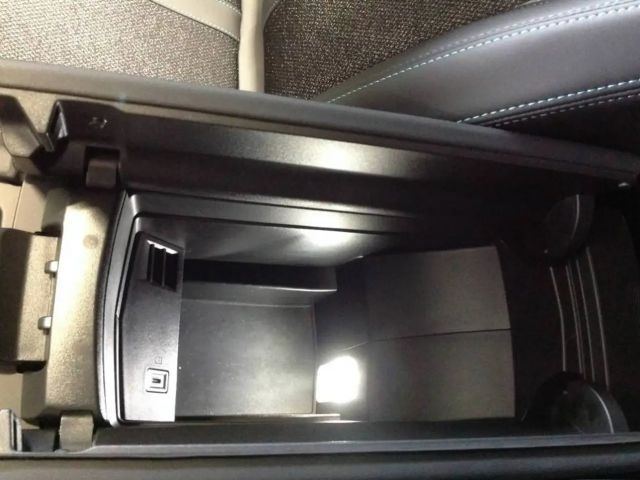 Peugeot 308 Allure Pack BlueHDi EAT8