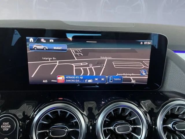 Mercedes-Benz GLA 200 AMG Line