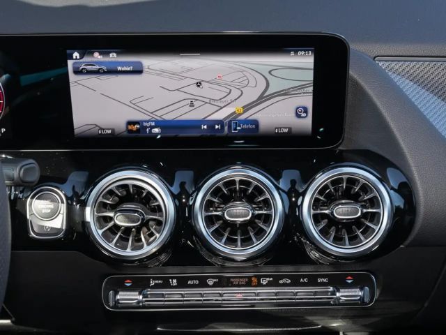 Mercedes-Benz GLA 220 4MATIC