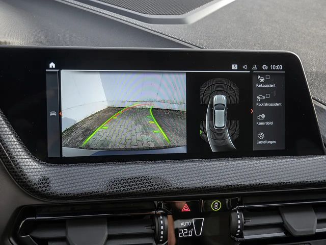 BMW 120 120i Sedan Sport Line