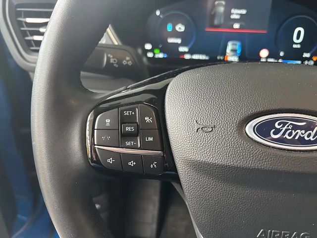 Ford Kuga Hybrid Titanium