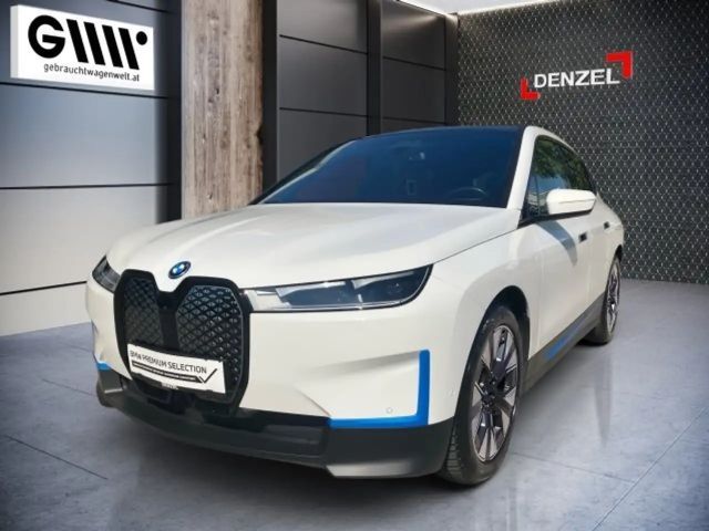 BMW iX xDrive50