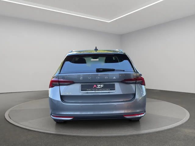 Skoda Octavia Combi Selection