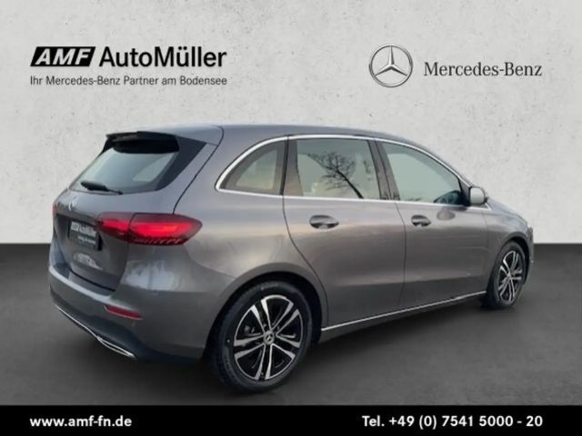 Mercedes-Benz B 180 Progressive