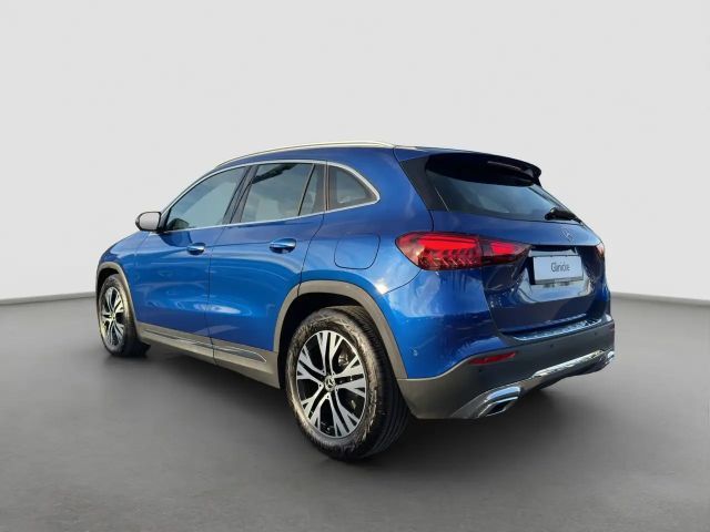 Mercedes-Benz GLA 220 4MATIC GLA 220 d