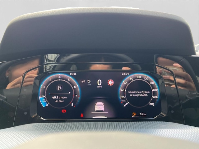 Volkswagen Golf 1.5 TSI IQ.Drive