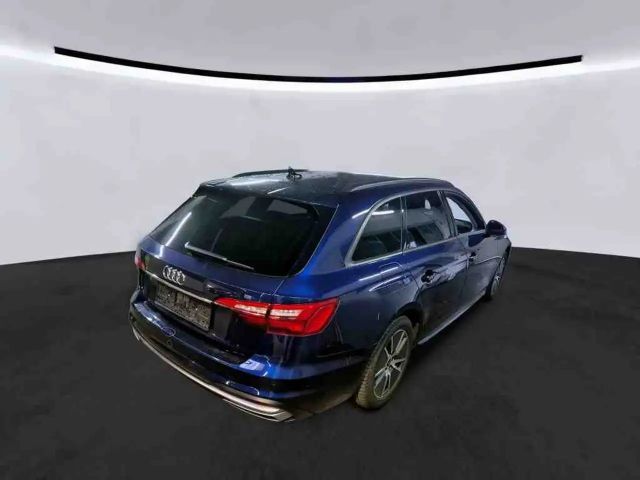 Audi A4 Avant S-Tronic
