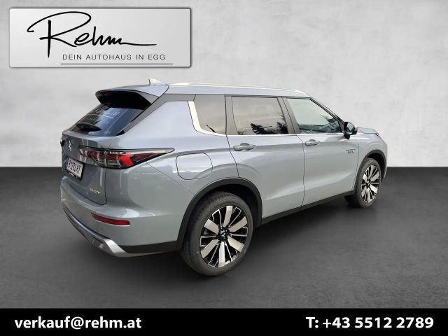 Mitsubishi Outlander Intense PHEV
