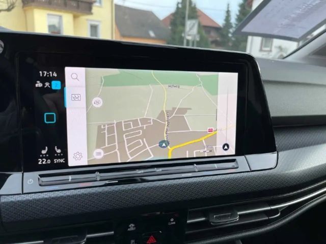 Volkswagen Golf 1.5 eTSI DSG Golf VIII