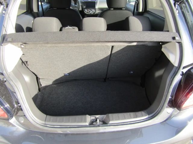 Mitsubishi Space Star Star