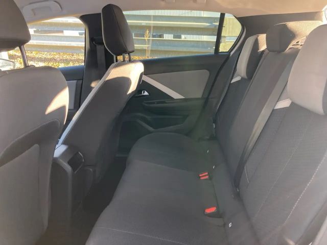 Opel Astra 1.2 Turbo Edition Turbo