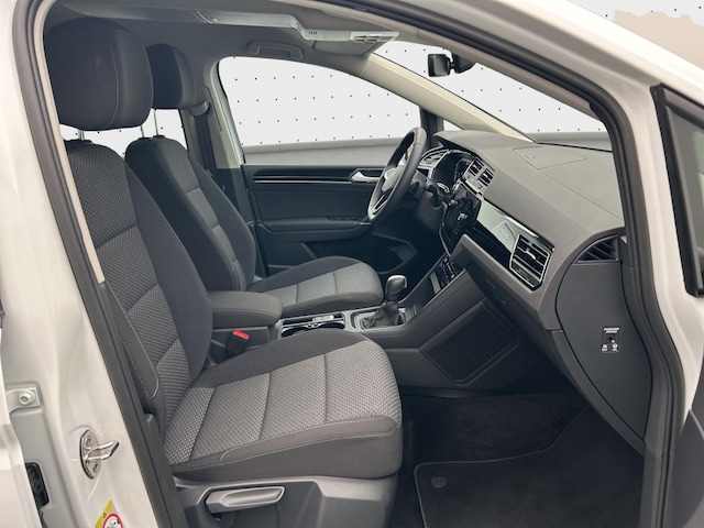 Volkswagen Touran 1.5 TSI DSG IQ.Drive R-Line