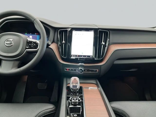 Volvo XC60 Dark Plus