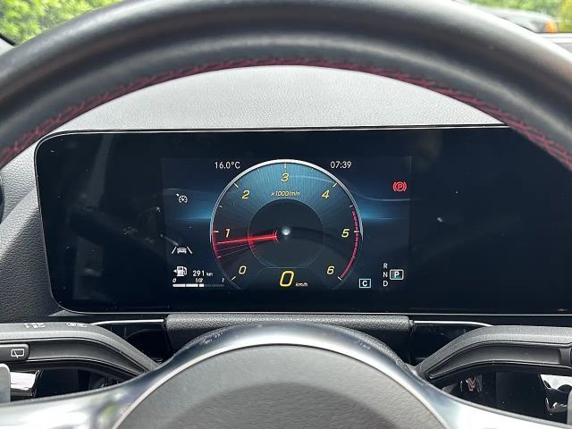 Mercedes-Benz GLA 220 AMG Line GLA 220 d