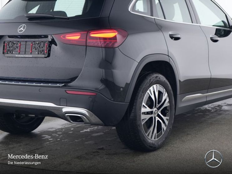 Mercedes-Benz GLA 180 Progressive