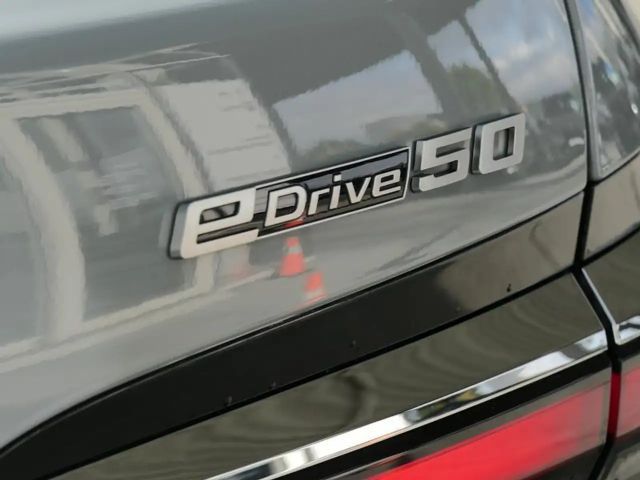 BMW i7 M-Sport Sedan