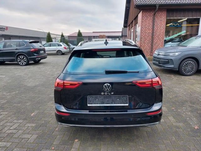 Volkswagen Golf DSG Golf VIII Style Variant