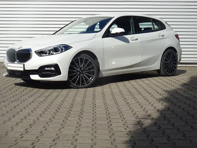 BMW 118 118d Sedan Sport Line