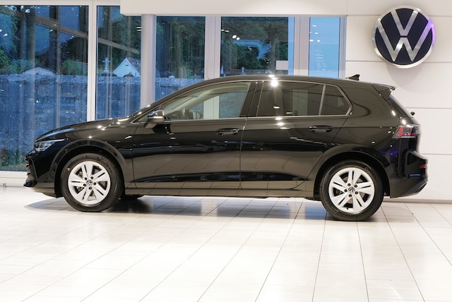 Volkswagen Golf 1.5 eTSI DSG Golf VIII Life