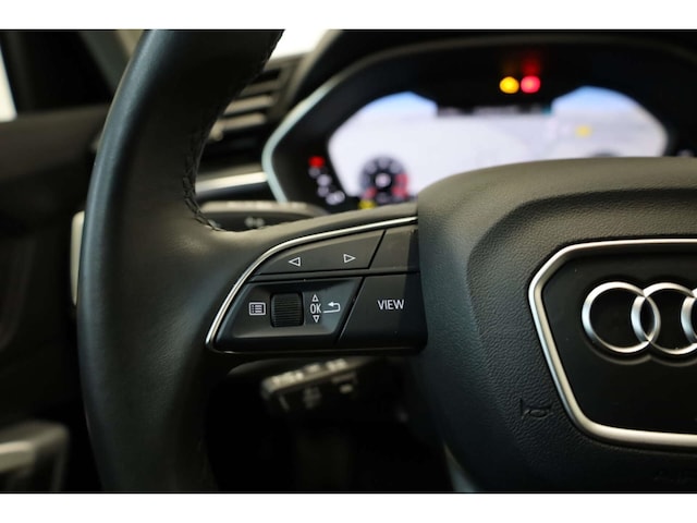 Audi Q3 35 TDI S-Tronic