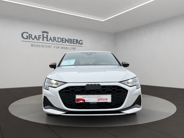 Audi A3 30 TFSI S-Tronic Sedan