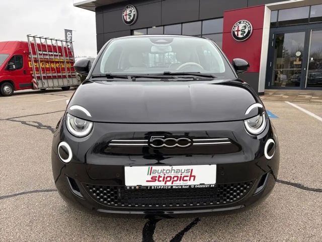 Fiat 500e La Prima by Bocelli