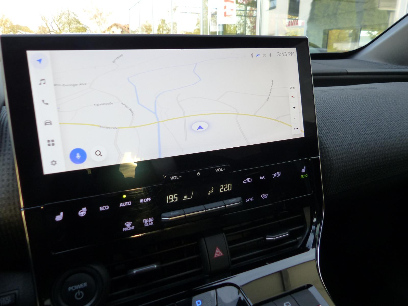 Toyota bZ4X AHK Navi SHZ el.Heckkl.LED Schnell-Ladefunk