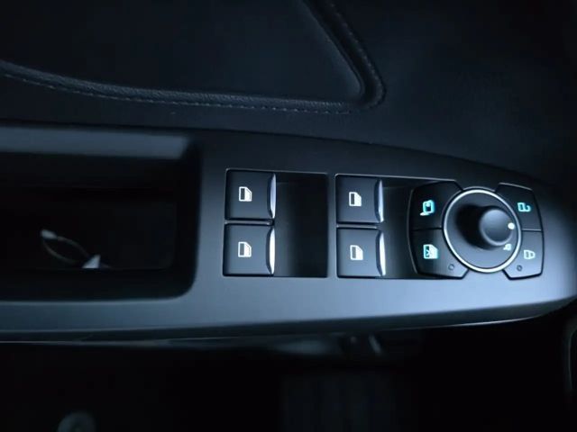 Ford Focus 1,0 125PS ACC/Kamera/LED/Navi/Winterp.     **